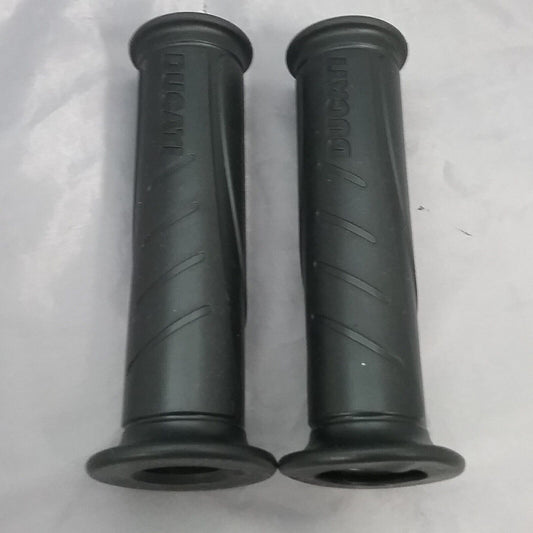 GENUINE DUCATI 65620121A HAND GRIPS PAIR 7/8 Monster, SportClassic, SportTouring